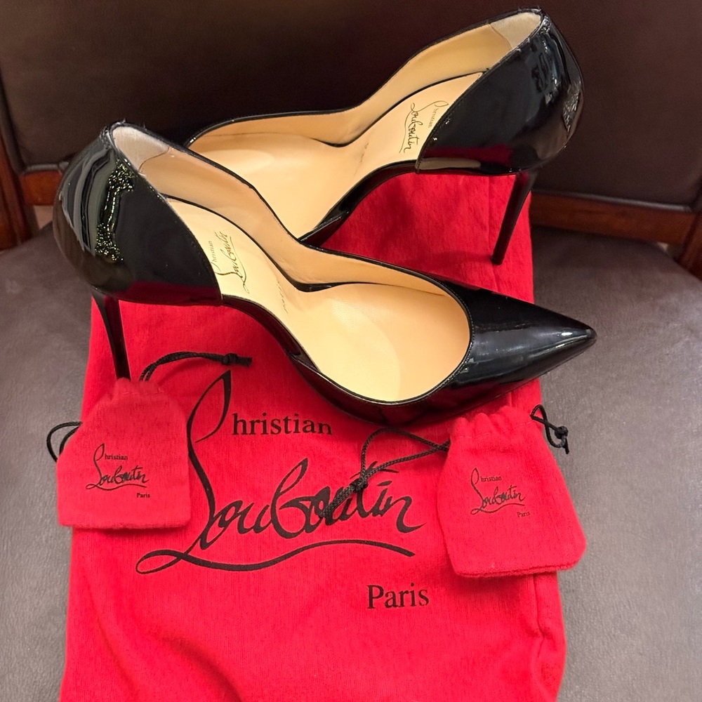 Christian Louboutin Glossy Black Heels - Picture 4 of 6